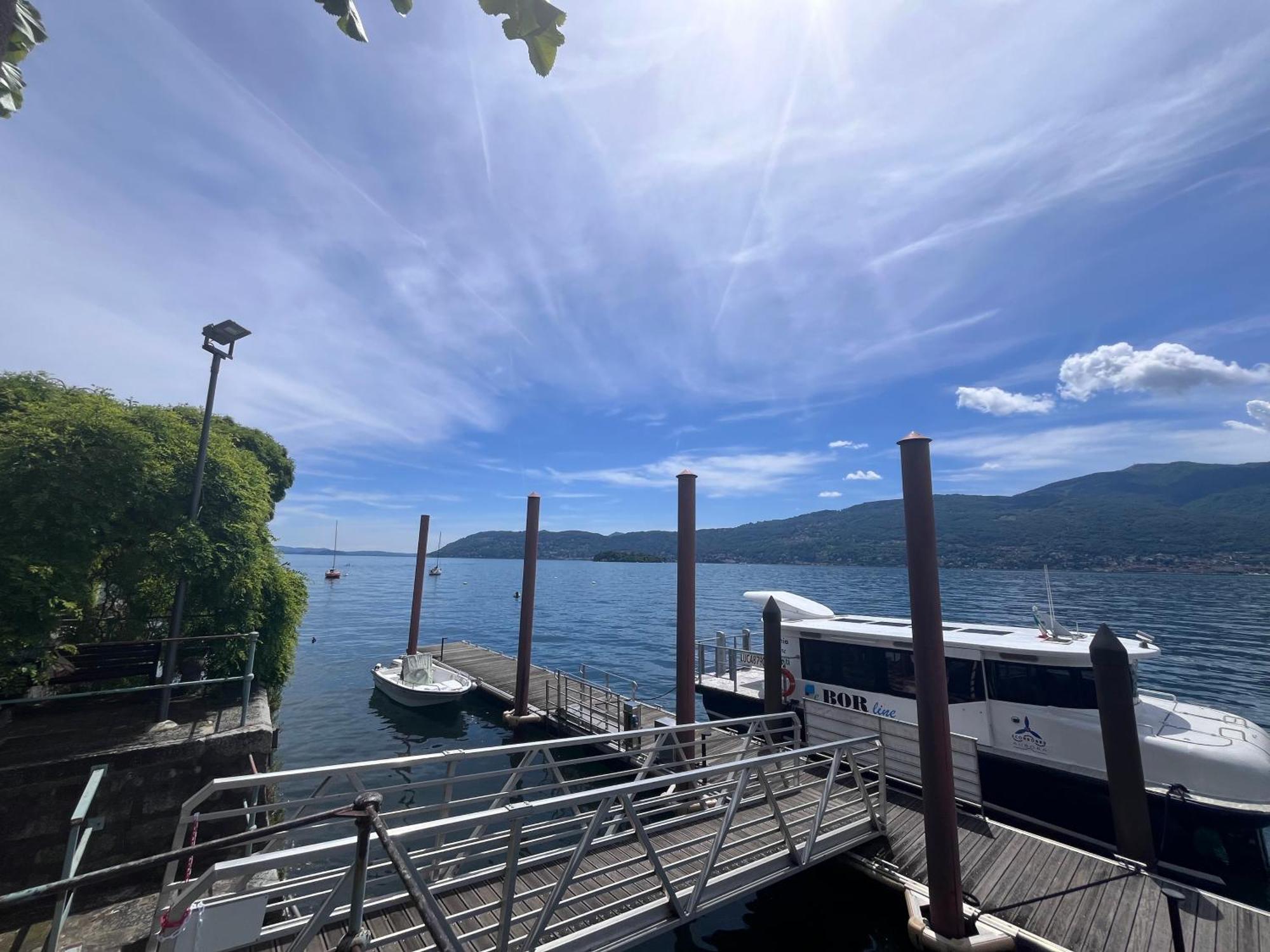 Appartamento Il Porto Baveno Bagian luar foto