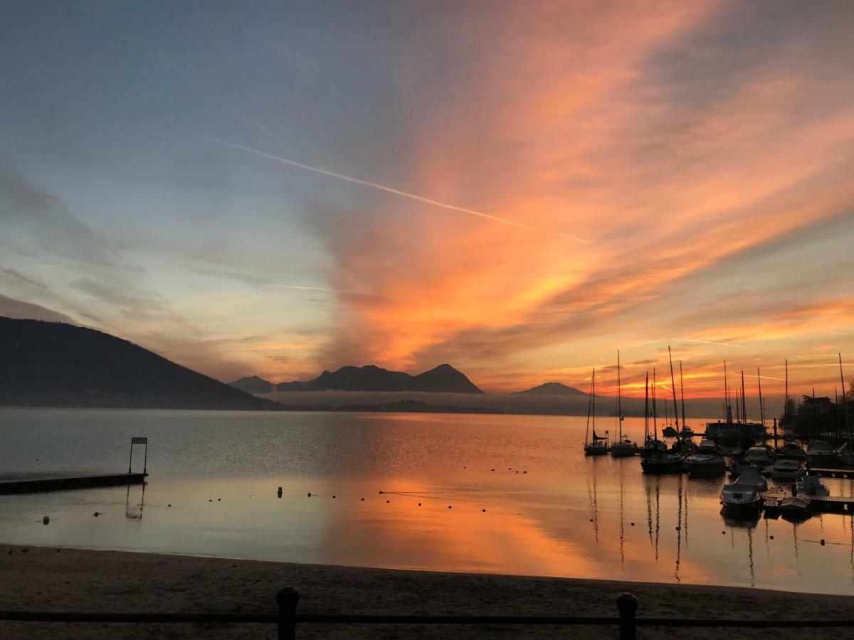 Appartamento Il Porto Baveno Bagian luar foto
